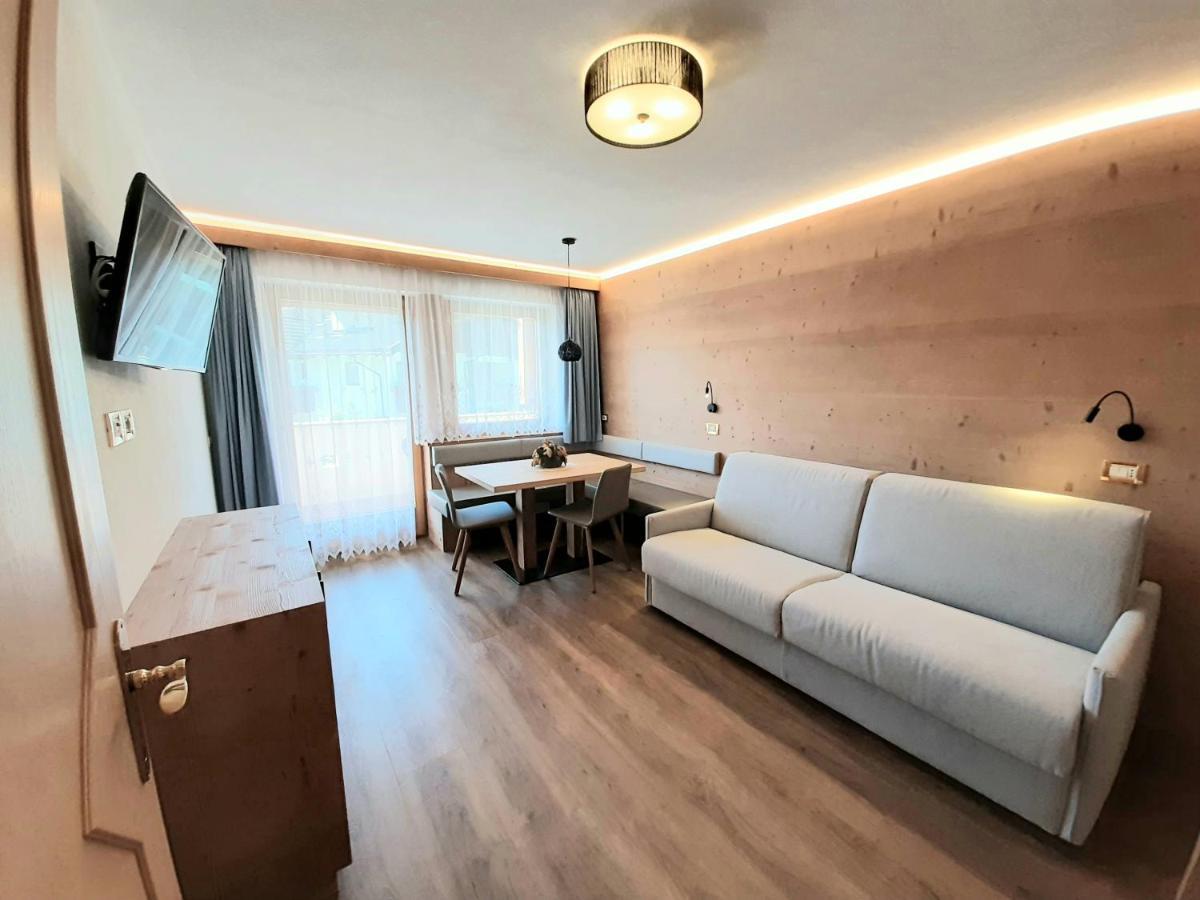 Apartments Lasteis La Villa  Exterior photo