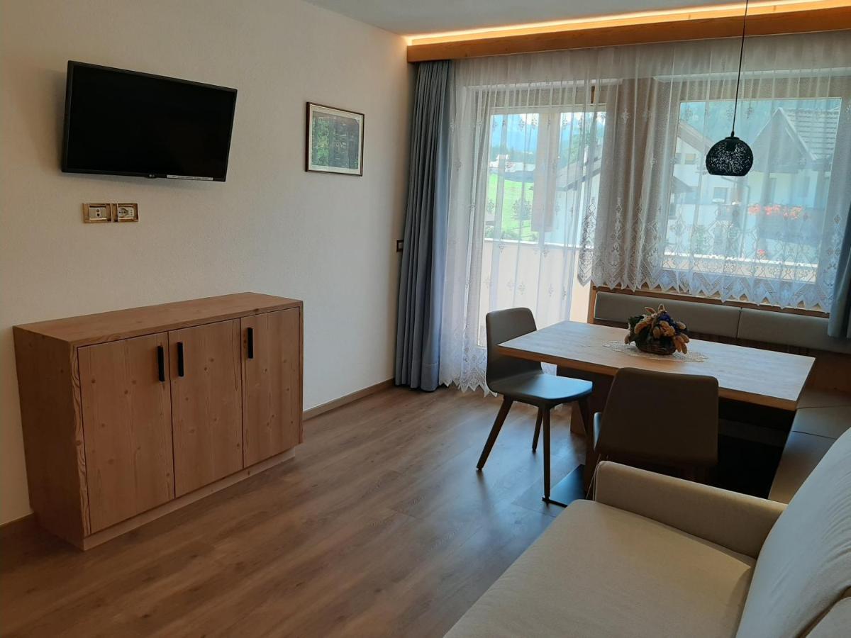 Apartments Lasteis La Villa  Exterior photo
